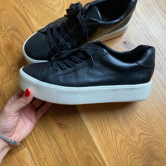 Vince Shoes - Black Vince Platform Sneakers